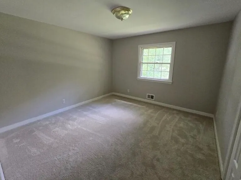 Pennway Dr — Photo 5