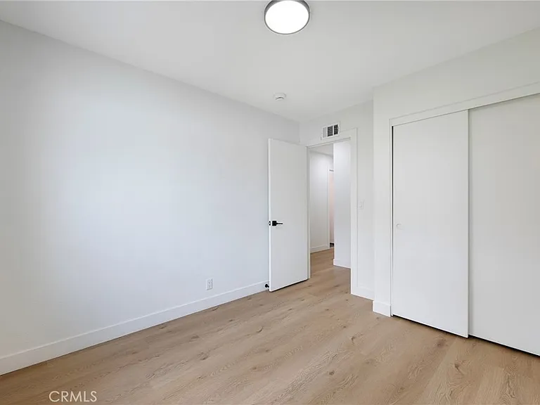 5402 Jefferson St — Photo 59