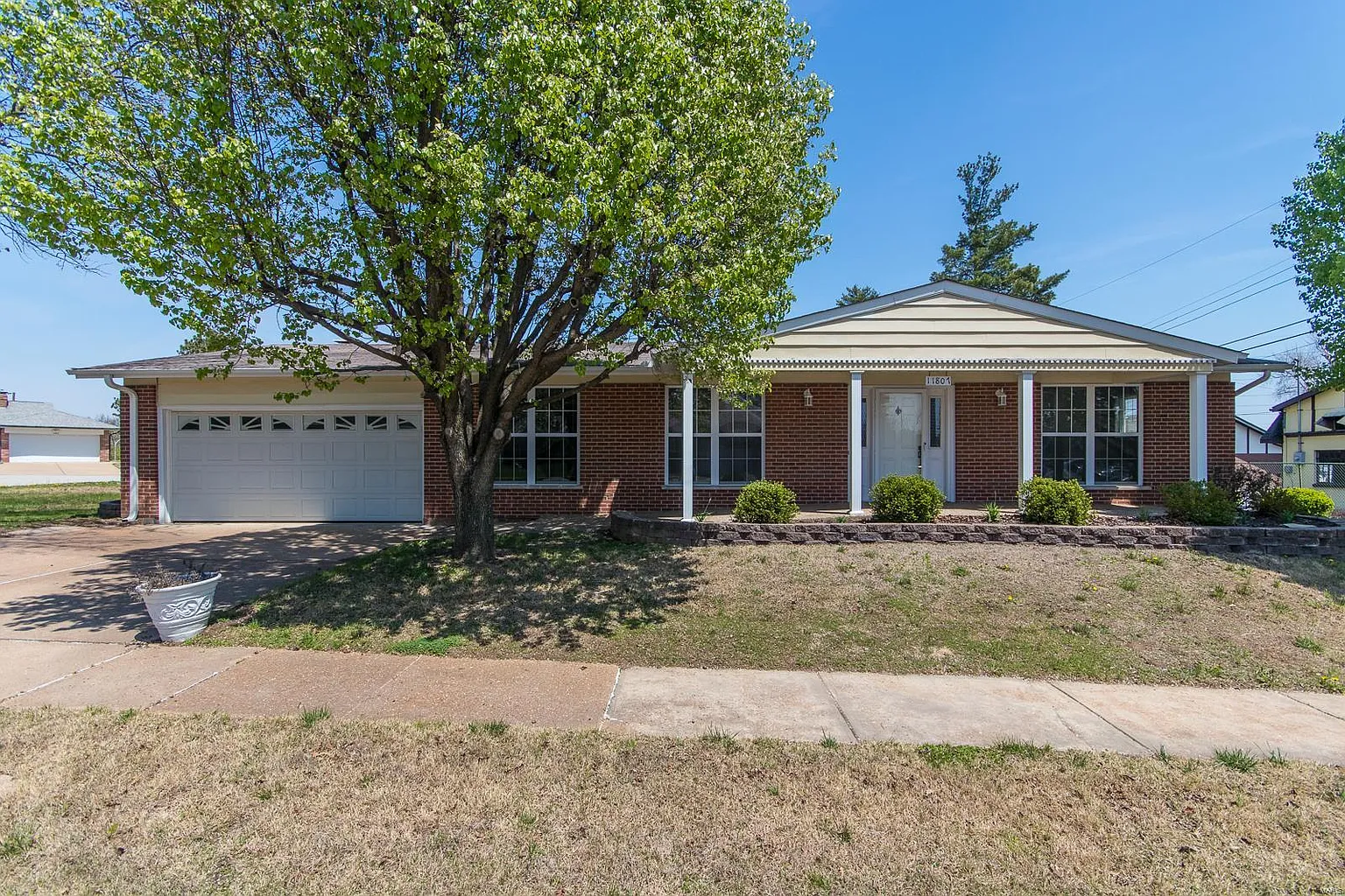 11807 Sunlind Dr photo 1