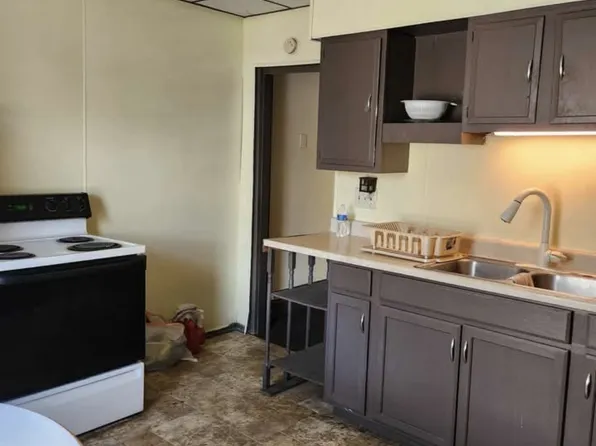 95 Connellsville St, Uniontown, PA 15401