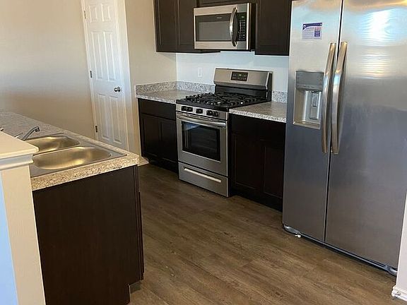 5th image of 9522 Black Tail Cir
