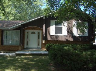 1220 Lennoxshire Dr, Elgin, IL 60123