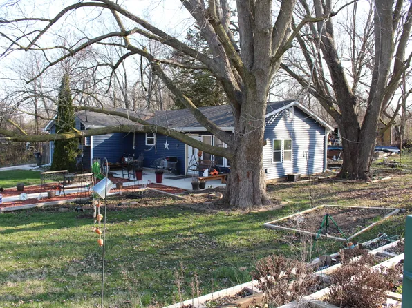 306 S Cherry St, Westfield, IN 46074