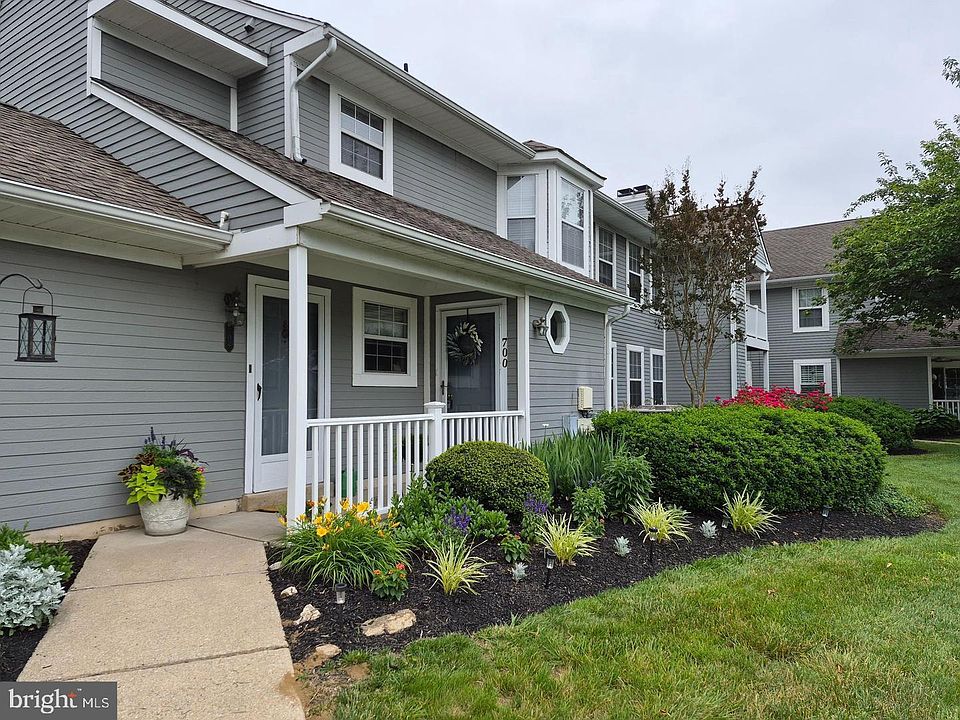 1st image of 700 Bradford Ter Unit 184