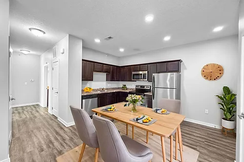 Johnston Gardens Apartments Photo 1