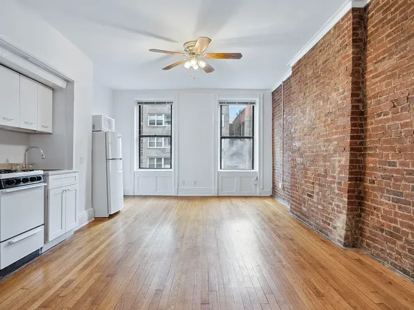 432 East 66th Street image 1 of 10