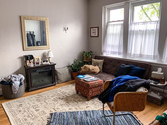 3rd image of 23 Lanark Rd APT 1