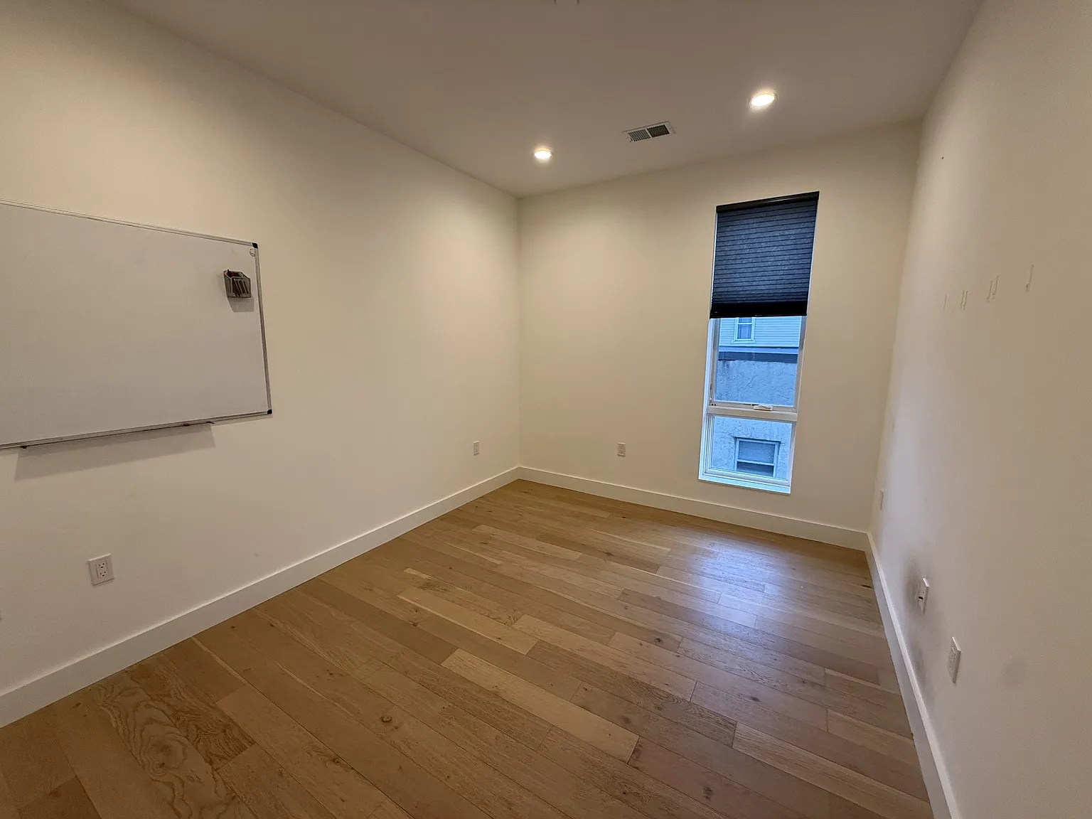 946 Saratoga Street - A — Photo 3