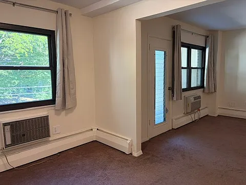 2241 Palmer Ave #3H — Photo 1