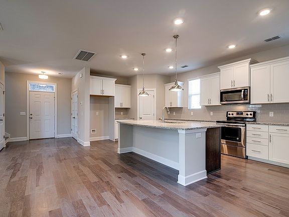 4th image of 4021 Rosadrive Lot 83