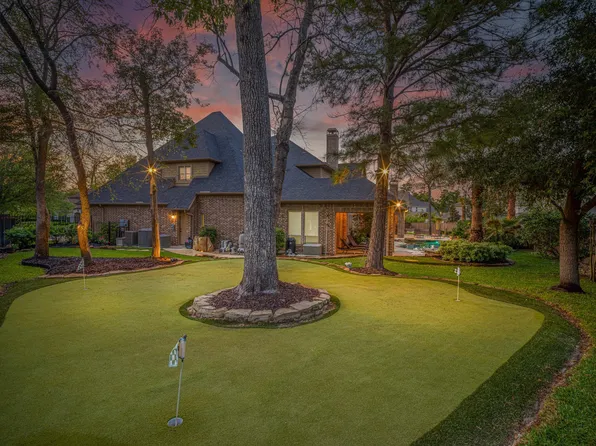 26 Hollyflower Pl, Tomball, TX 77375