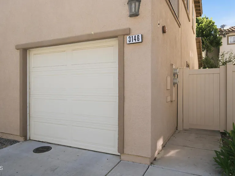 3146 N Ventura Rd — Photo 31