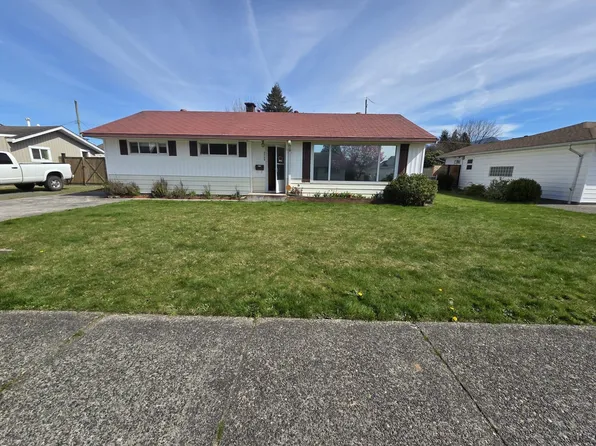 9716 Heather St, Chilliwack, BC V2P 5M6