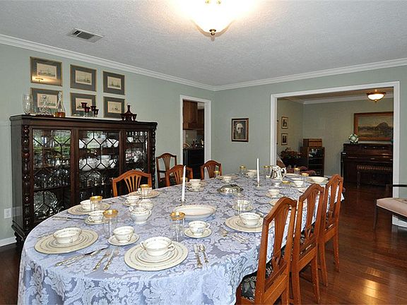5th image of 3607 Swift Creek Dr