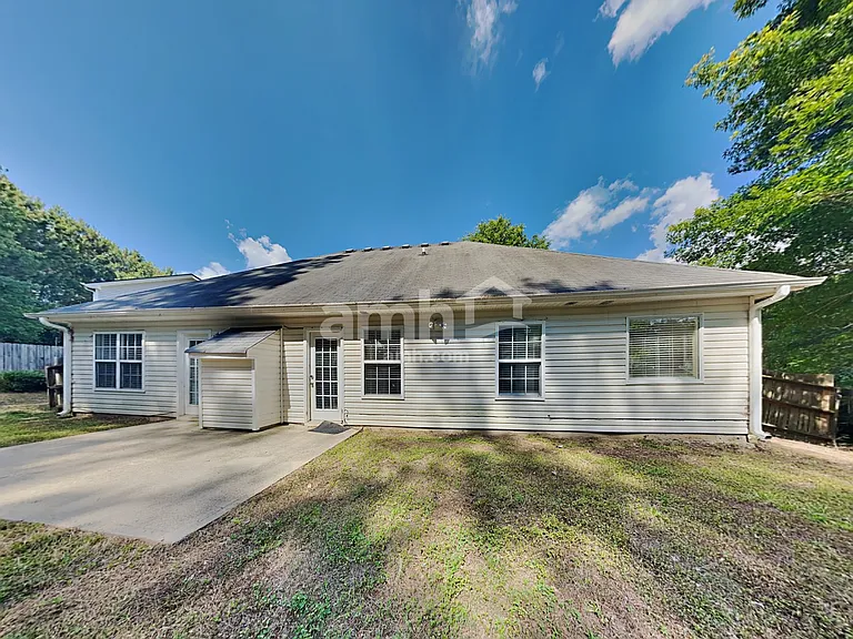 1225 Stephens Pond Vw — Photo 21