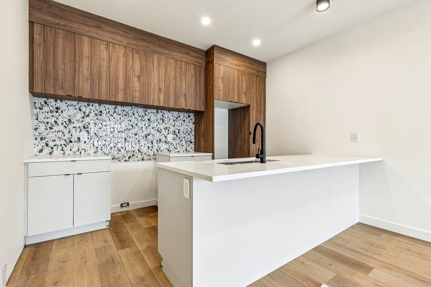 Inglewood 8 Plex — Photo 1