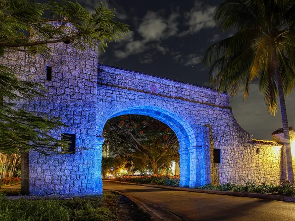 49 Majorca Ave APT 303, Coral Gables, FL 33134