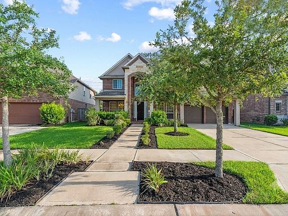 4th image of 10135 Cypress Path