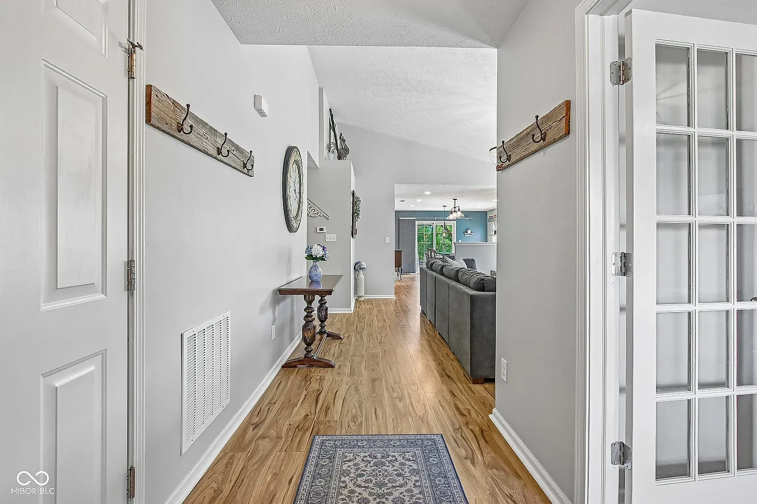 4 bed, 1671 sqft, $2,500 — Photo 1