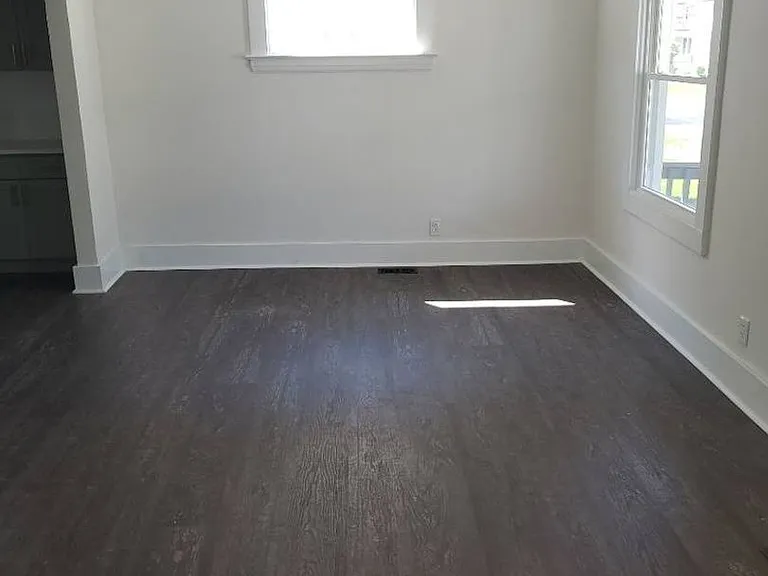4309 Gifford Ave — Photo 40