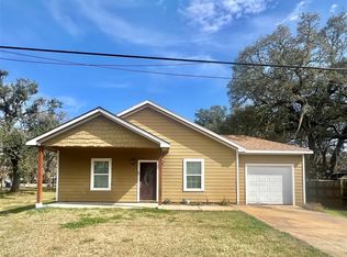 2734 Duncan Dr, Oyster Creek, TX 77541