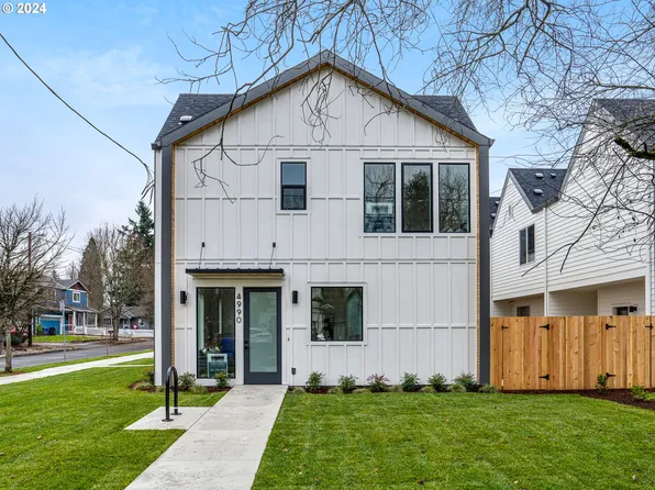 4990 SE Ogden St #4, Portland, OR 97206