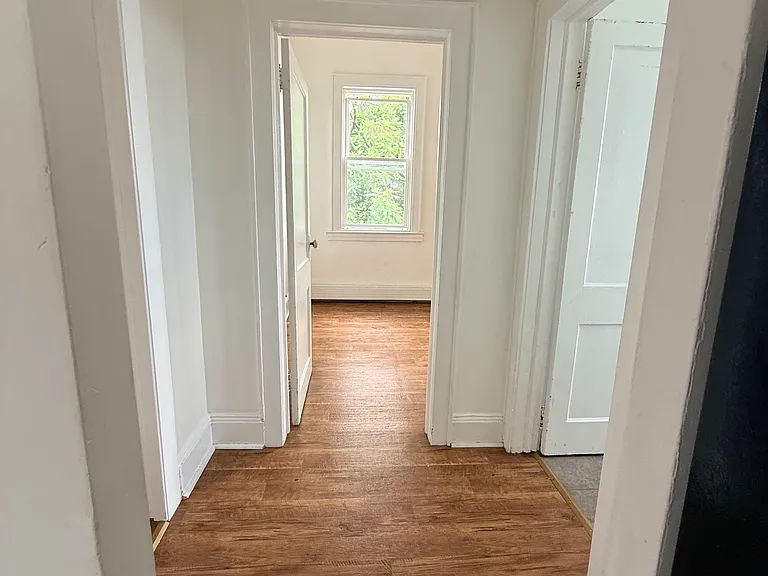 182 Farnham Ave #2 — Photo 10