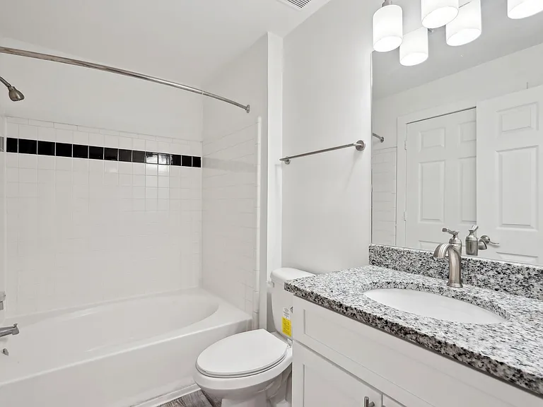 Wesley Hampstead Apartments at Douglasville — Photo 8