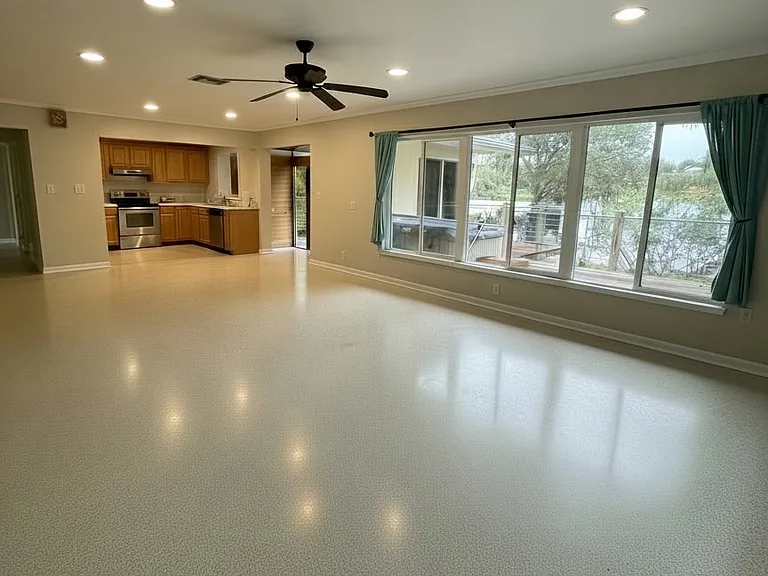 1115 Lake Nettie Dr — Photo 15