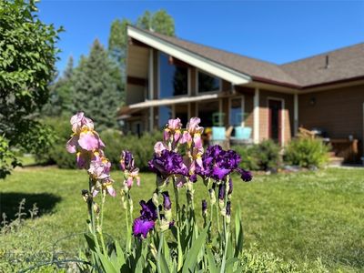 330 Evening Star Ln, Bozeman, MT, 59715