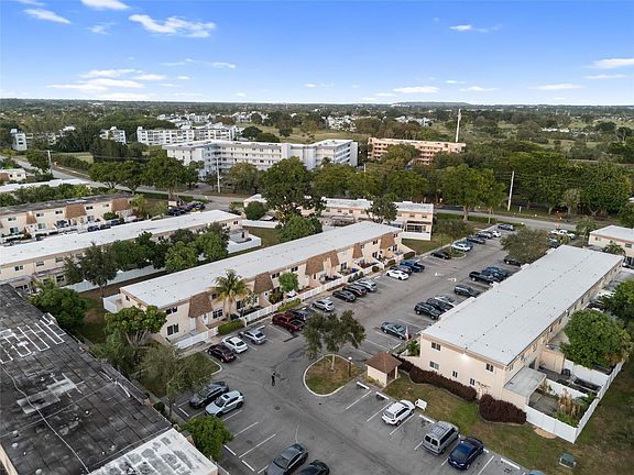 4th image of 8081 NW 11th Street #A