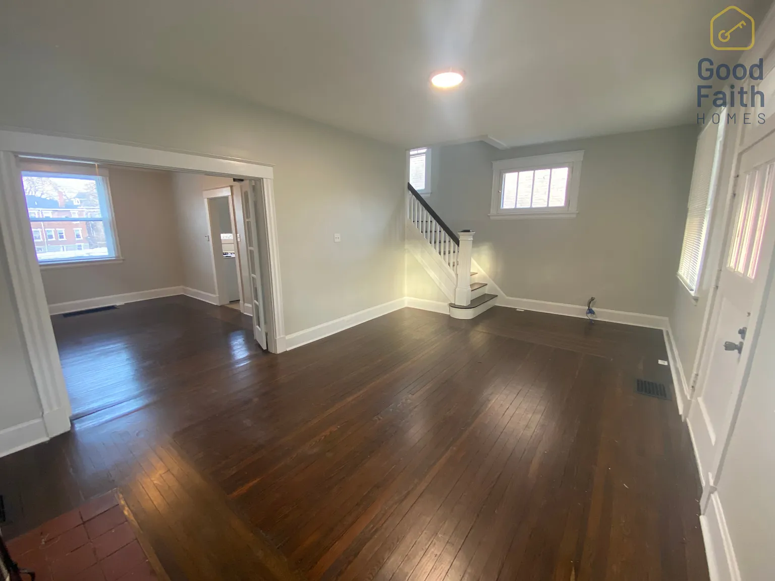 2 bed, 1000 sqft, $1,395 — Photo 2