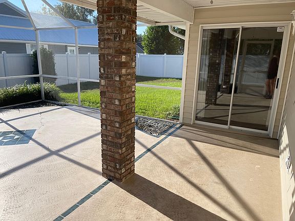 5th image of 1121 N McDonald Ave