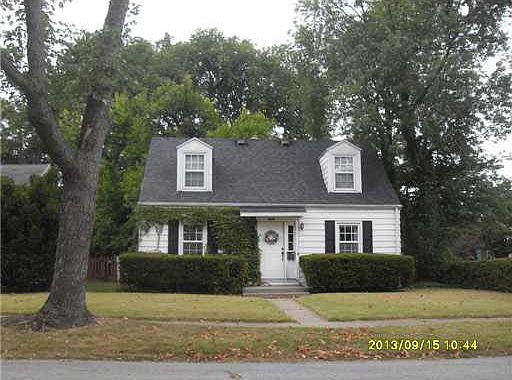 1st image of 1441 E Madison St