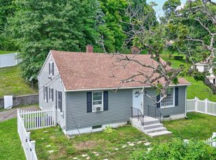 16 Clove Rd, Salisbury Mills, NY 12577