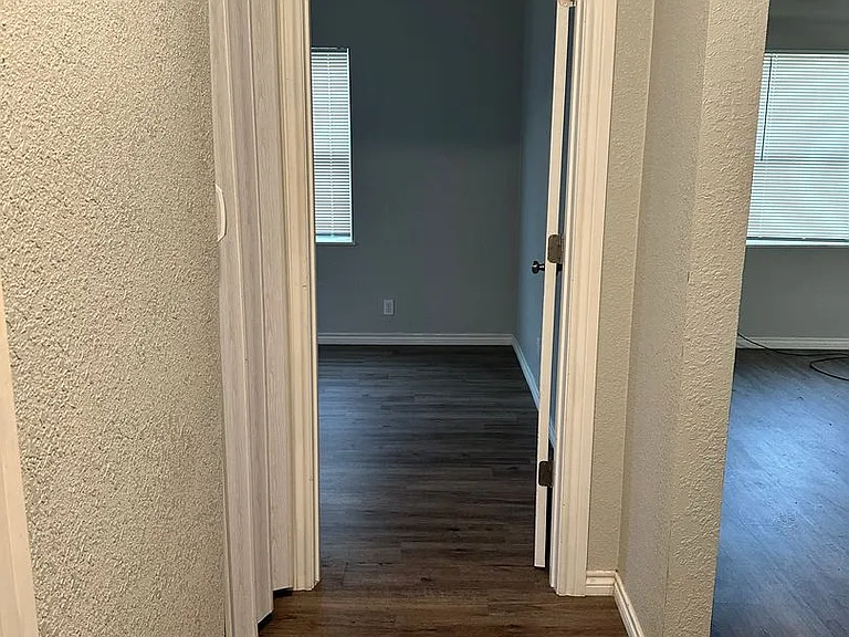 1713 NW Irwin Ave — Photo 12