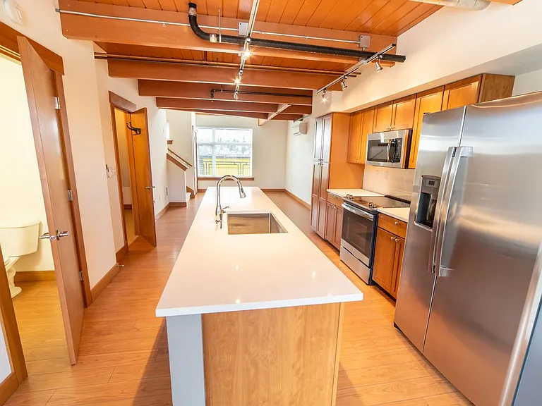 Union Bay Lofts — Photo 22