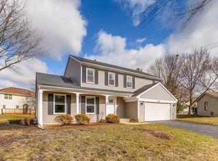 730 S River Rd, Naperville, IL 60540