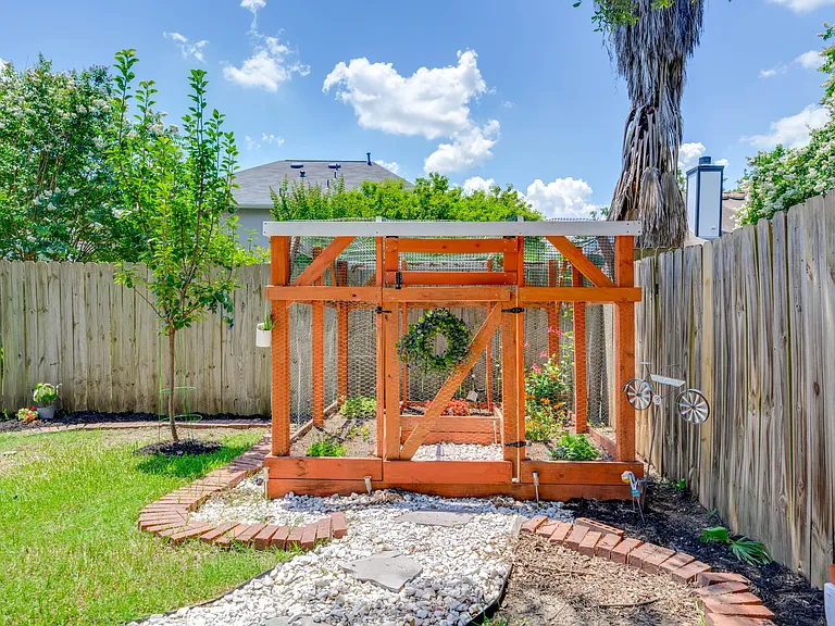 3625 Hawk Ridge St — Photo 31