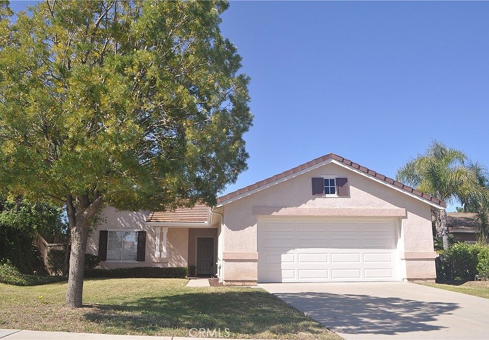 1st image of 24571 Malbec St