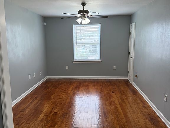3rd image of 2137 Timoleon St
