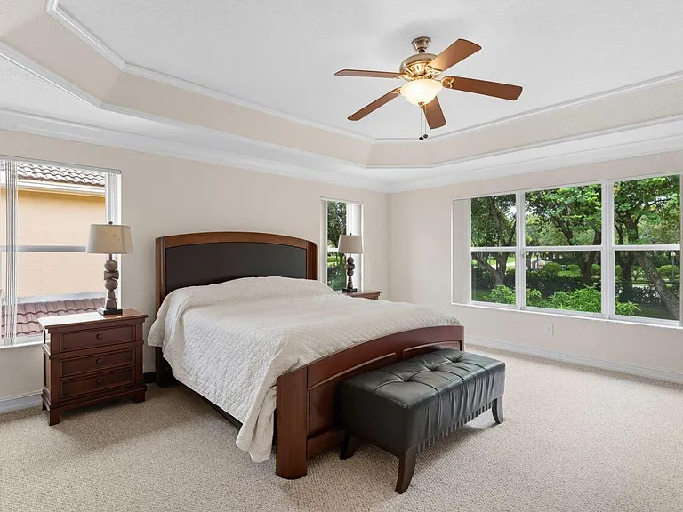 8492 Breezy Oak Way — Photo 24