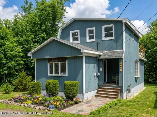 2961 Cottage Place, Hudson, NY 12534
