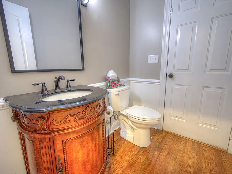 3771 Waterford Dr — Photo 11