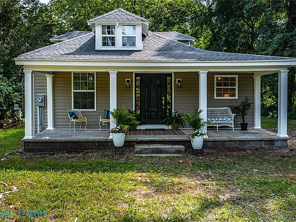 2nd image of 644 Prentice Creek Rd