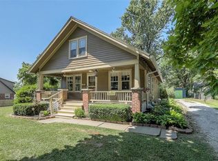 5820 Monrovia St, Shawnee, KS 66216