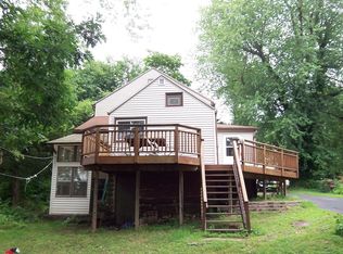 24 Commerce St, Portland, CT 06480