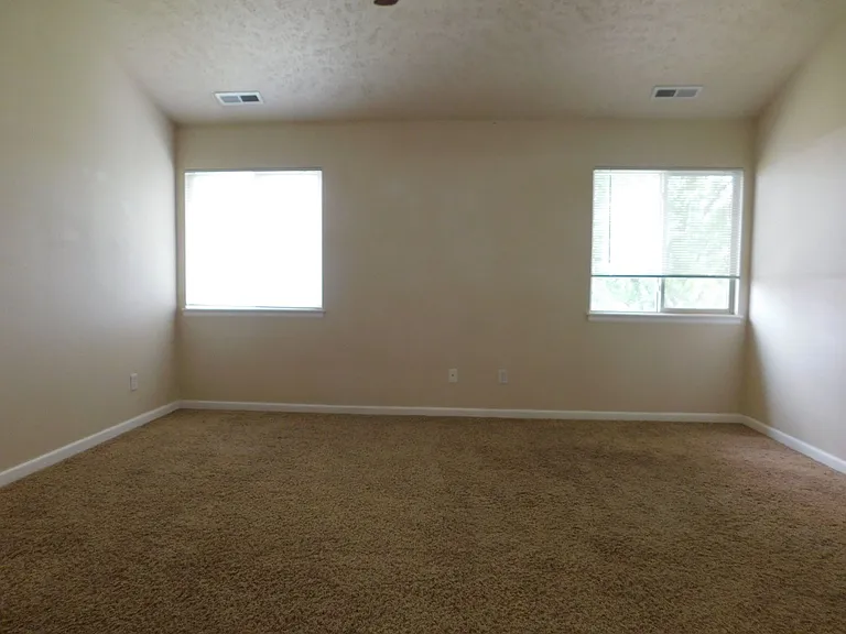 2929 Joan Way — Photo 9