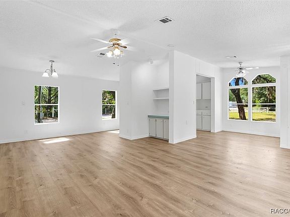 4th image of 7049 S Sonata Ave