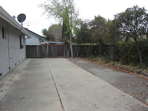 4th image of 115 Berkshire Dr